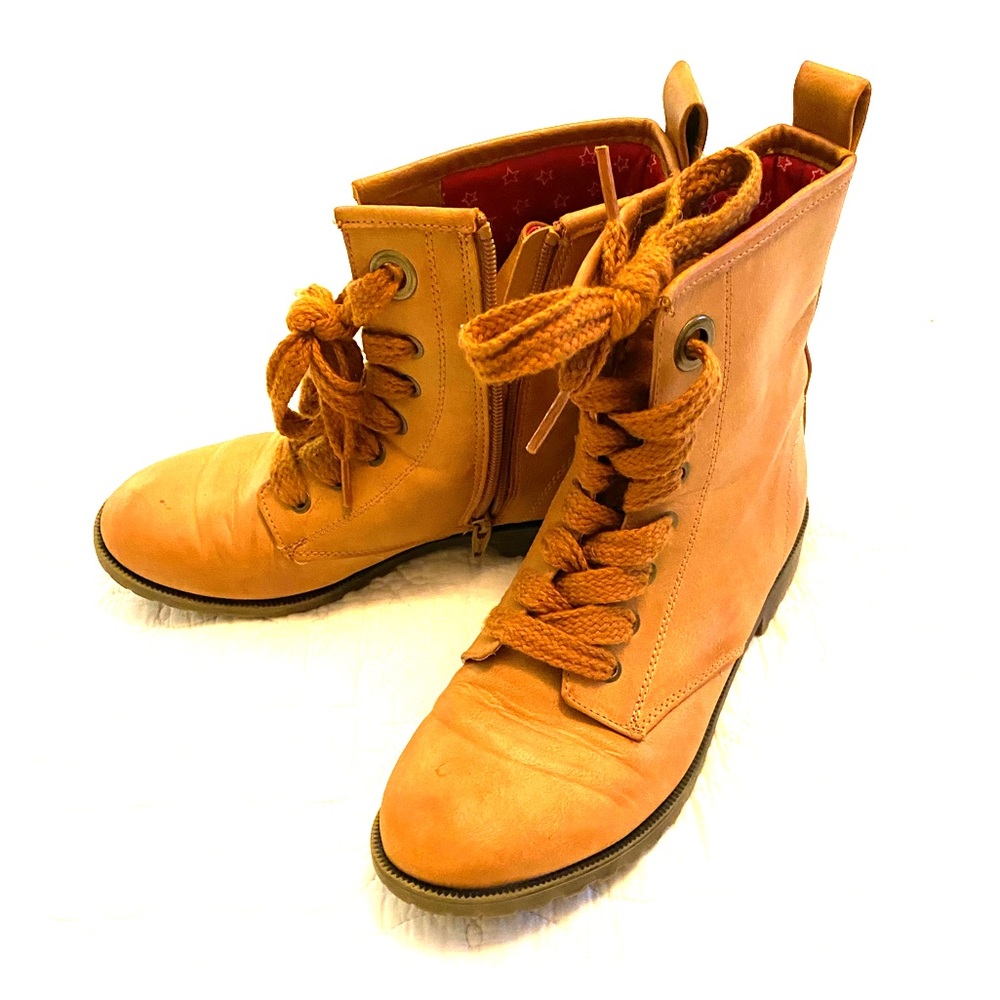 Girls Boots 🥾 👢